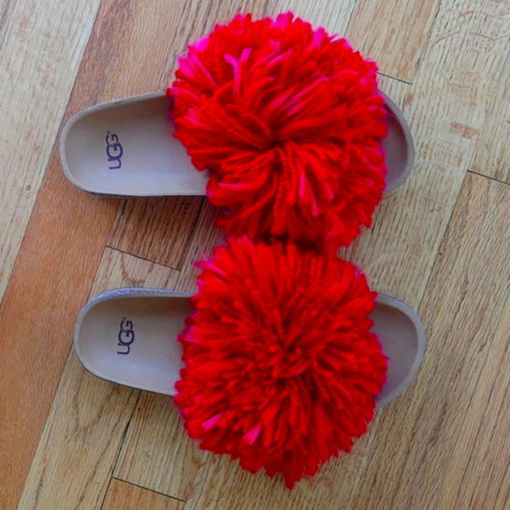 UGG slip on clog/ flip flops -hot pink/red